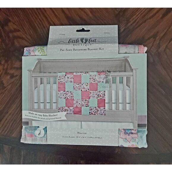 NIP LITTLE FEET BOUTIQUE BLANKET - Picture 1 of 8